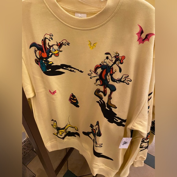 Disney Other - Disney Parks Halloween 2023 Mickey & Friends Crewneck Sweatshirt size XXL BNWT